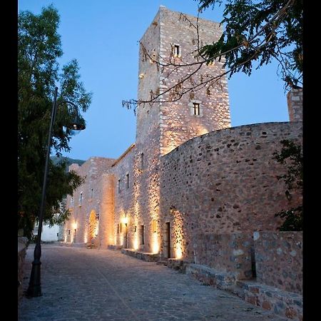 Pírgos DhiroúArapakis Historic Castle公寓式酒店 外观 照片