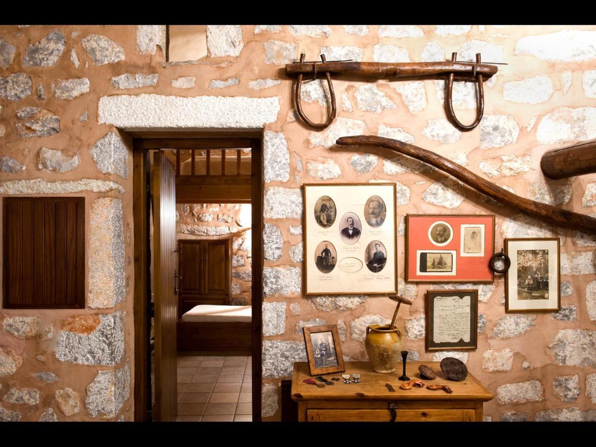 Pírgos DhiroúArapakis Historic Castle公寓式酒店 客房 照片