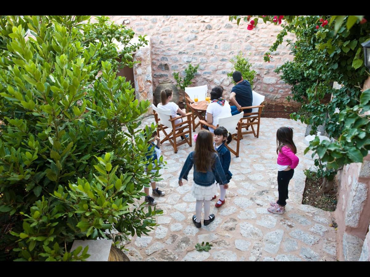 Pírgos DhiroúArapakis Historic Castle公寓式酒店 客房 照片