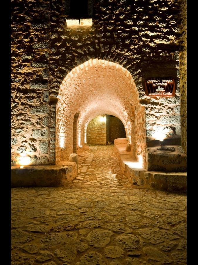 Pírgos DhiroúArapakis Historic Castle公寓式酒店 外观 照片
