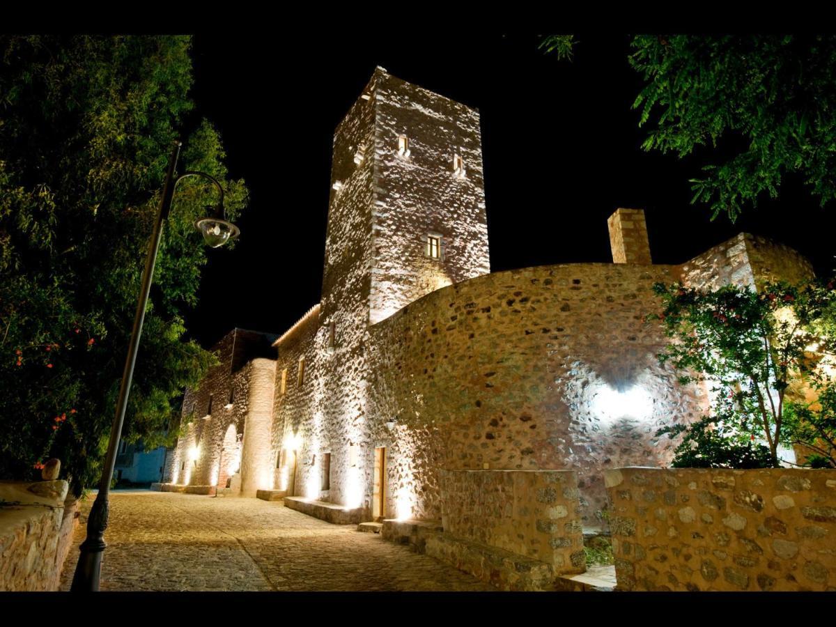 Pírgos DhiroúArapakis Historic Castle公寓式酒店 外观 照片
